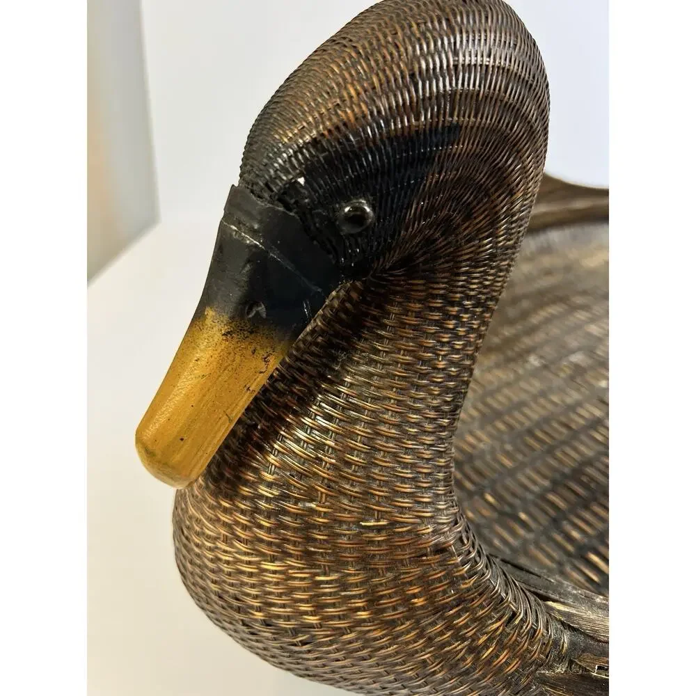 Swan / Duck Basket Tray 26